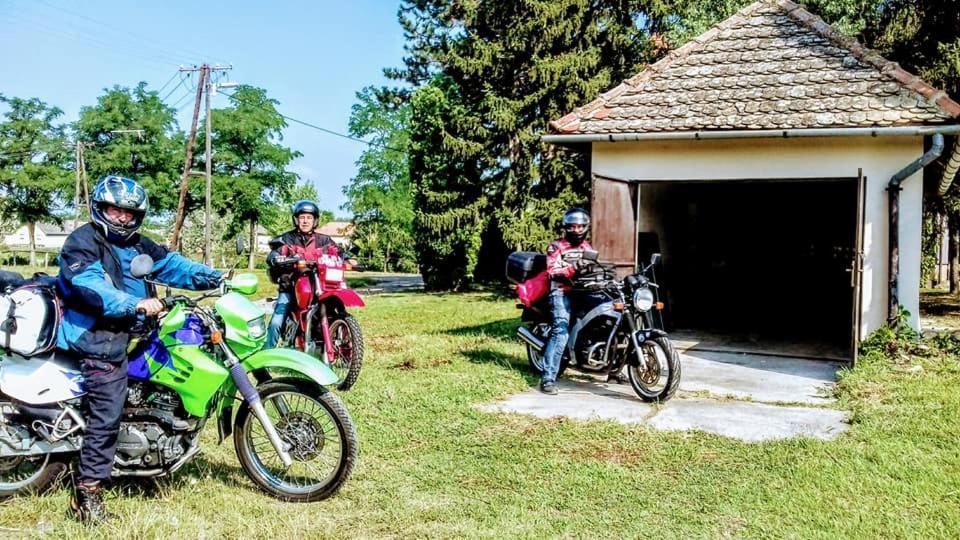 Locomotiv Vendégház Hercegszanto Exteriér fotografie